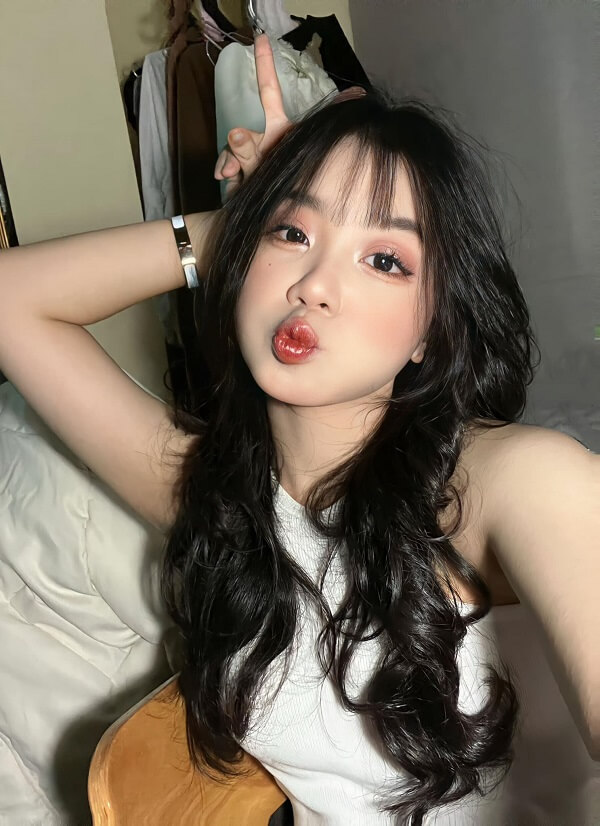 Ảnh gái cute chụp instagram 8