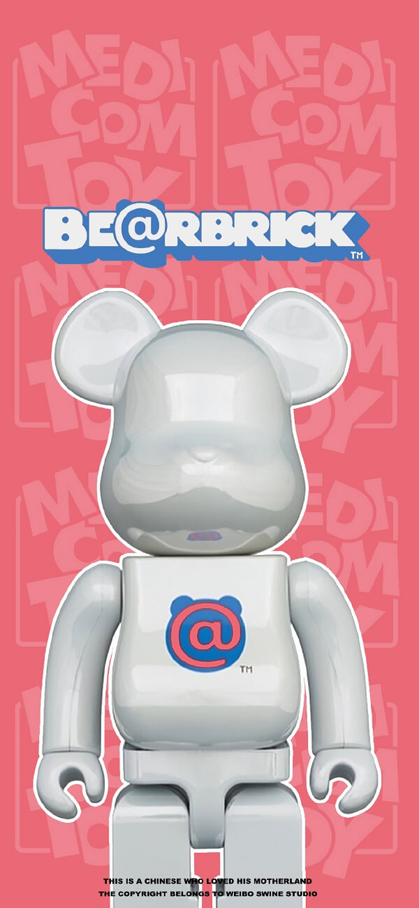 hình nền gấu bearbrick trong suốt