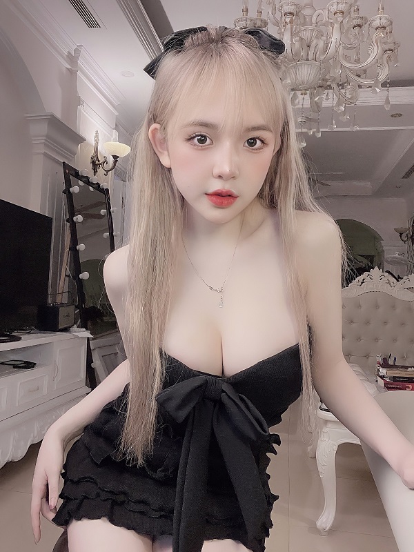 trần huyền châu 18+