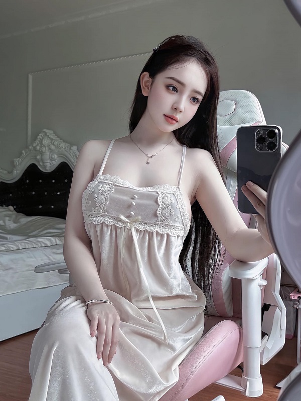 Trần Huyền Châu sexy mới nhất 4