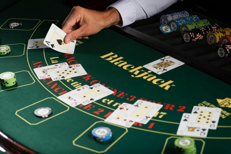 Rút tiền 7club dễ dàng sau khi thắng lớn ở Blackjack